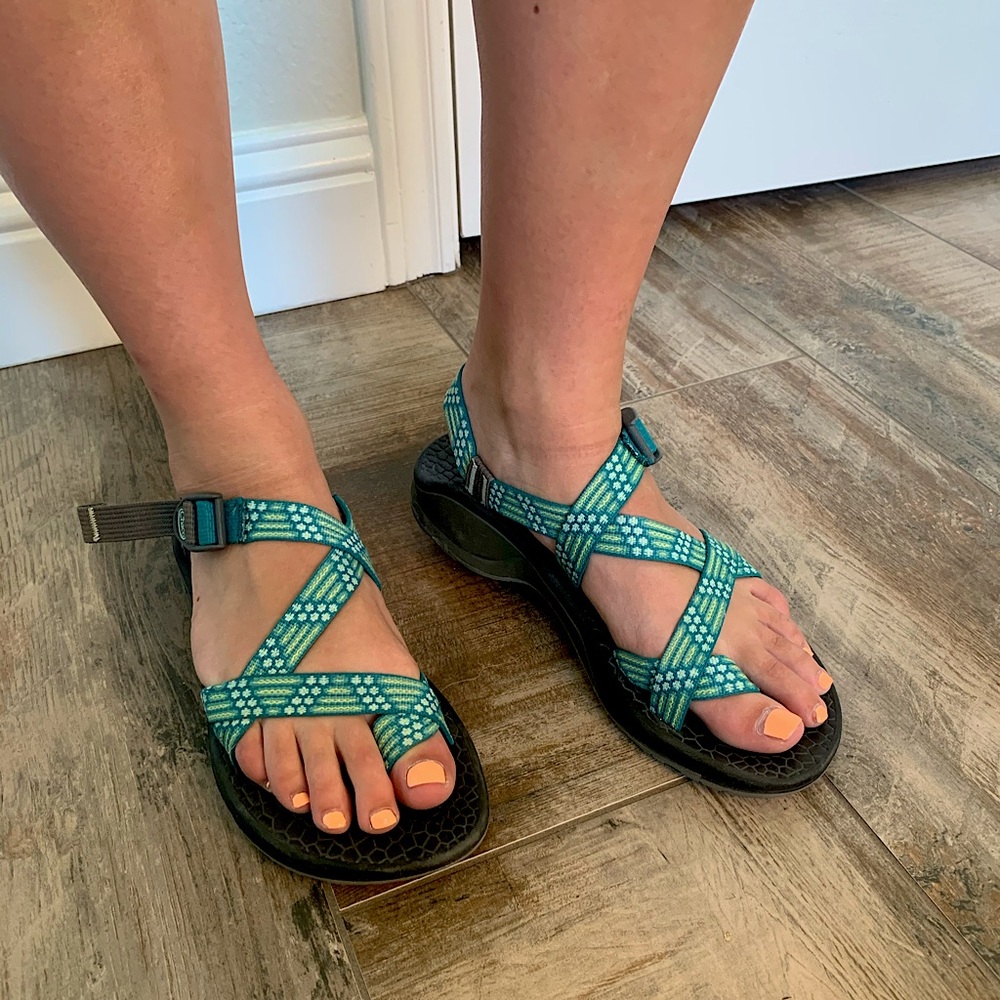 Chacos size 10